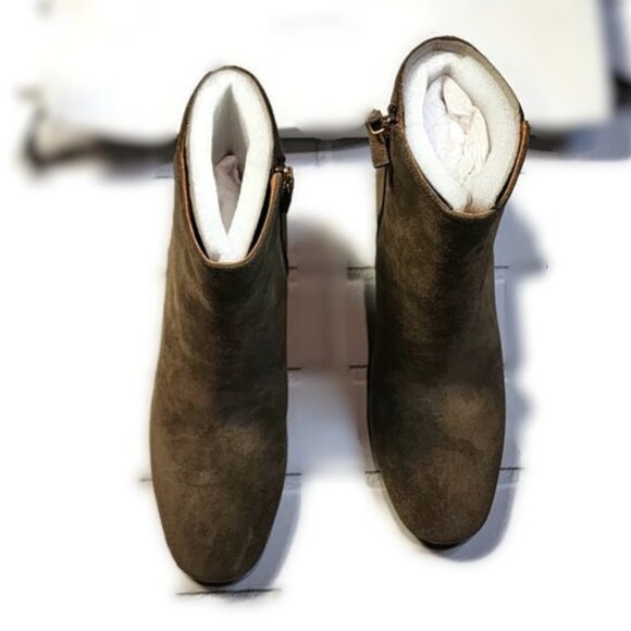 Brand New Marc Jacobs Suede Ankle Boots Taupe Size 9 US | 39 EU - Picture 3 of 15